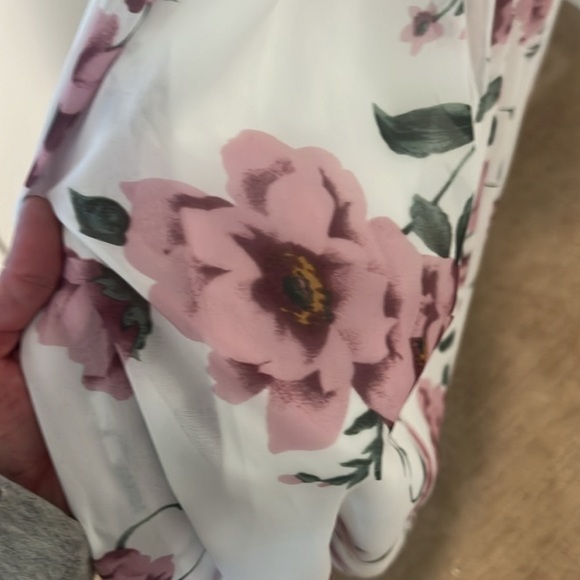 Cupshe Floral Dress - Picture 3 of 5